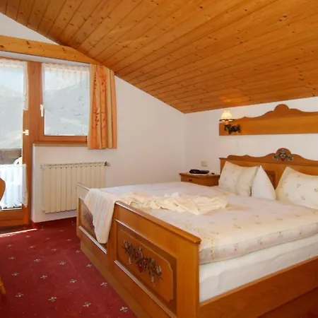 Haus Waldesrand 公寓